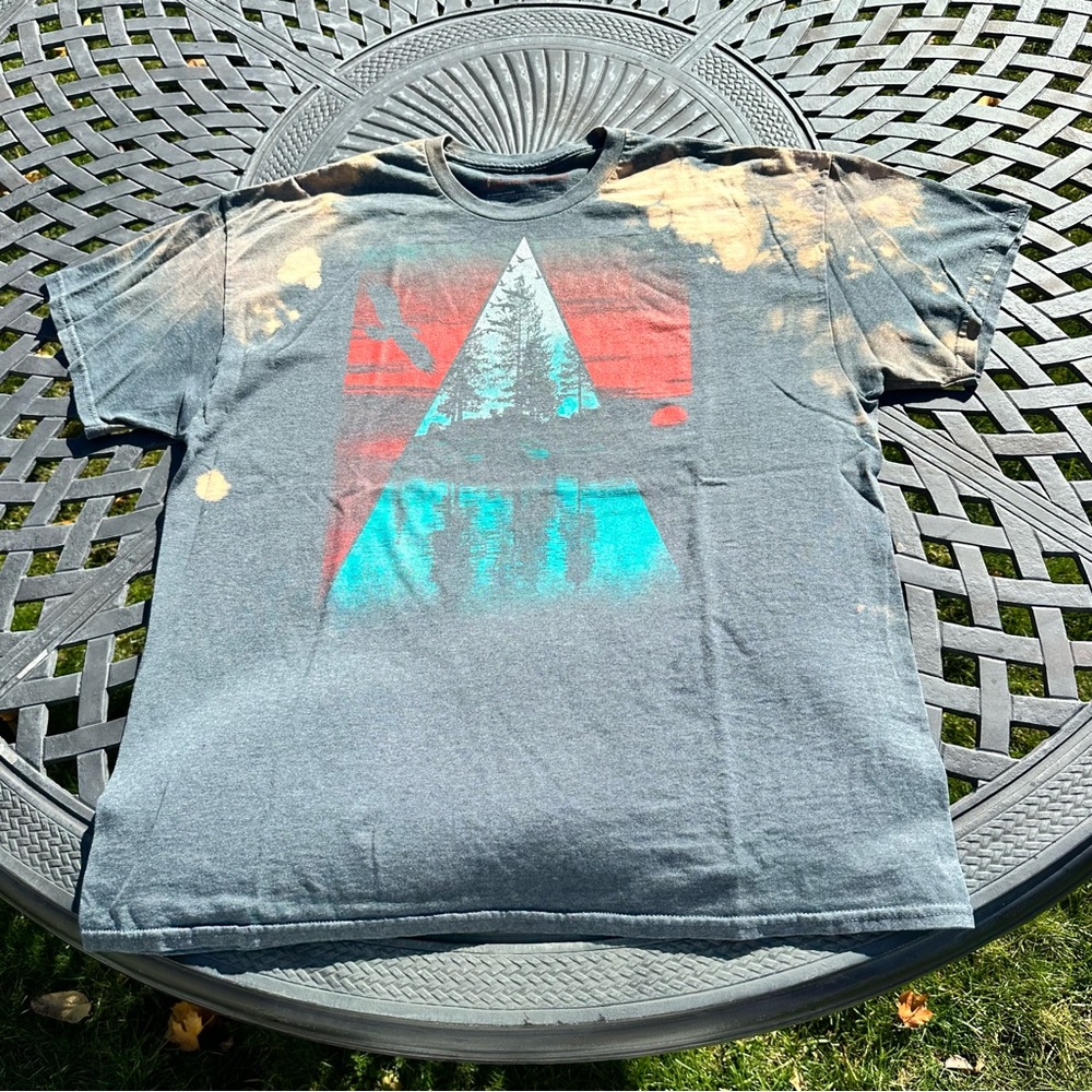 Vintage 90s Men’s Tony Hawk Skateboard tee with bleached tie dye